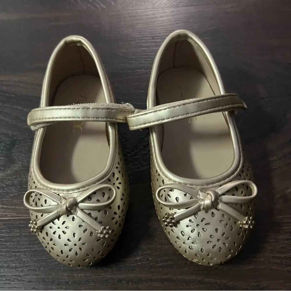 Sugar Toddler Girls Lil Drea Mary Jane Loop Closure Shoes 7M champagne gold